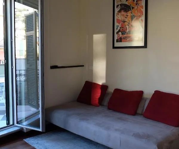 Apartmán Monolocale Di Pregio Palazzo Dei Rolli Janov